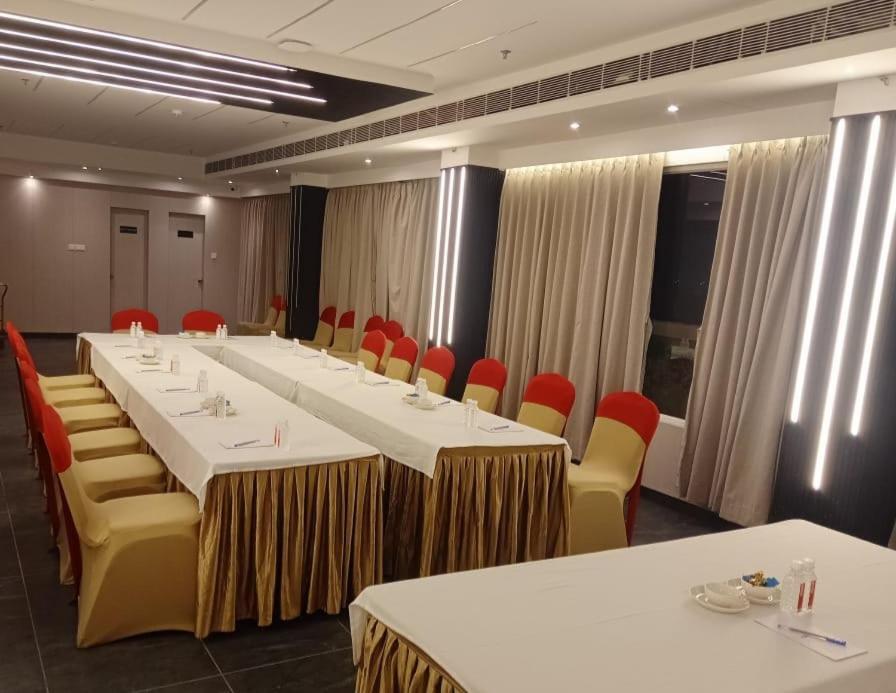 Northin Hotel Kalkutta Kültér fotó